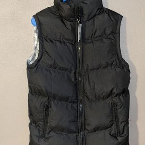 U 2 Wear boys Puffer Vest Sz S. NWT!